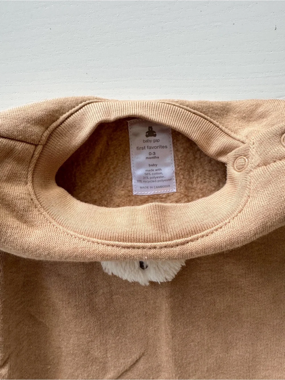 GAP soft tan
